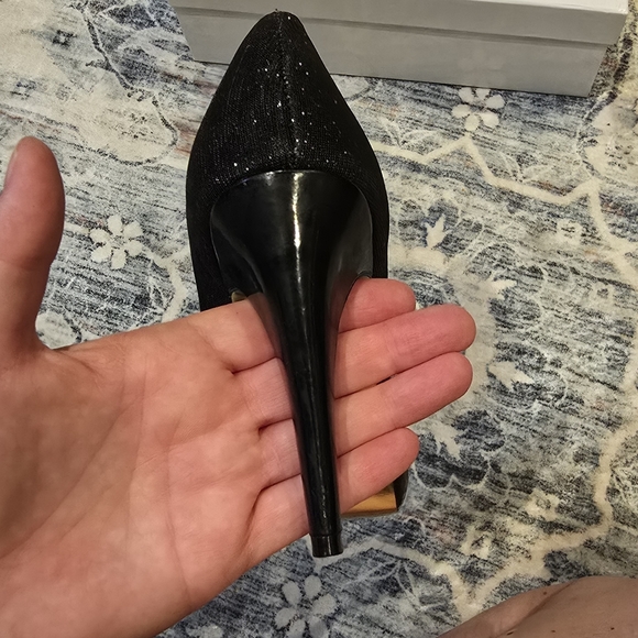 Black sparkle peep toe. - Picture 7 of 9